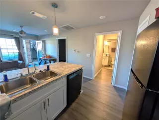 Photo #5: 21153478 Listing 