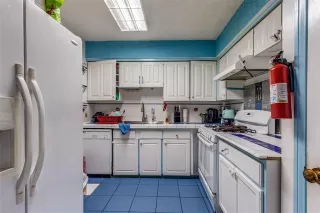 Photo #6: 21154302 Listing 