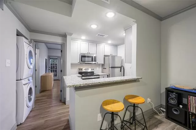 MLS: 21154398 Condo For Sale