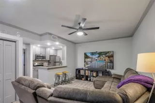 Photo #3: 21154398 Listing 