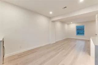 Photo #5: 21154609 Listing 