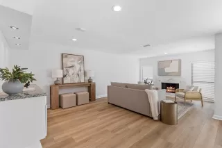 Photo #5: 21154770 Listing