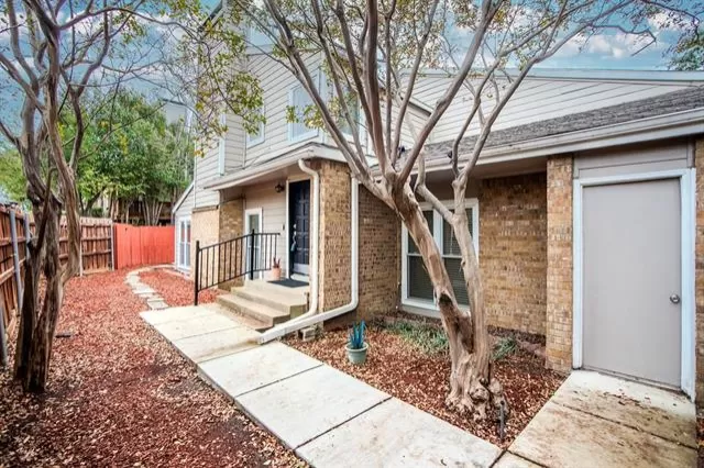 MLS: 21155301 Condo For Sale