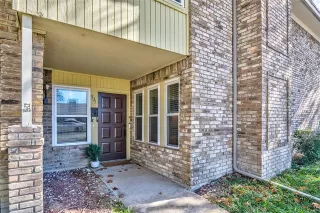 Photo #2: 21155569 Listing 