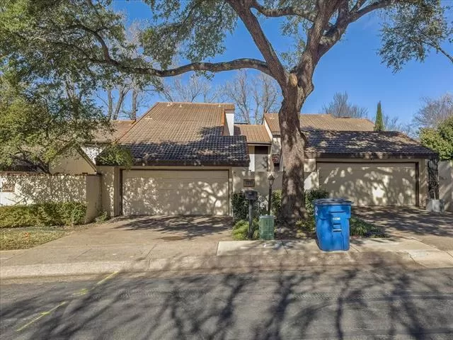 MLS: 21156220 Condo For Sale