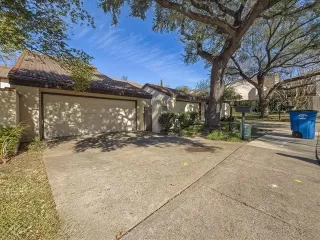 Photo #2: 21156220 Listing 