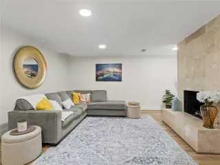 Photo #5: 21156413 Listing 