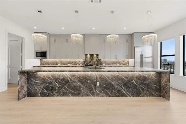 MLS: 21156415 Condo For Sale