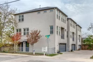 Photo #3: 21156534 Listing