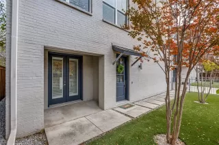 Photo #4: 21156534 Listing