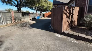 Photo #5: 21156943 Listing 