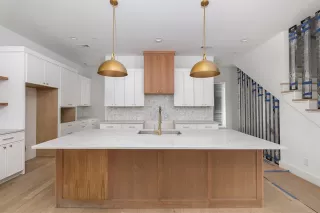 Photo #2: 21157017 Listing 