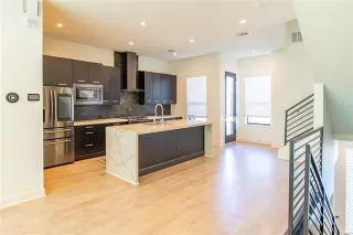 Photo #5: 21157265 Listing 