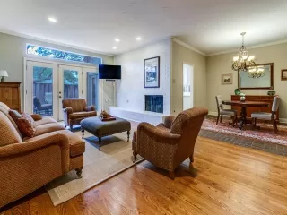 Photo #4: 21157725 Listing 