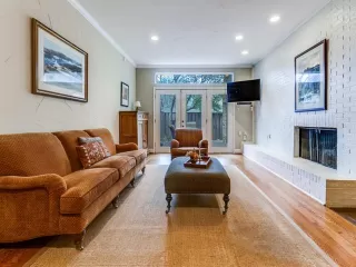 Photo #5: 21157725 Listing 