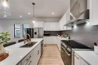 Photo #2: 21158086 Listing 