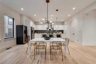 Photo #5: 21158086 Listing 