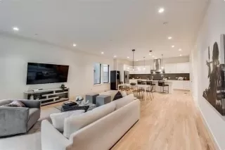 Photo #6: 21158086 Listing 