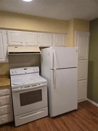 Photo #4: 21158628 Listing 