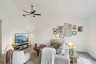 Photo #6: 21158739 Listing 