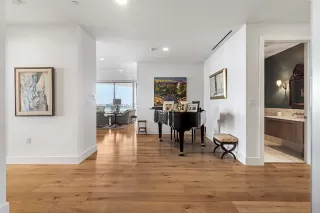 Photo #2: 21159250 Listing 