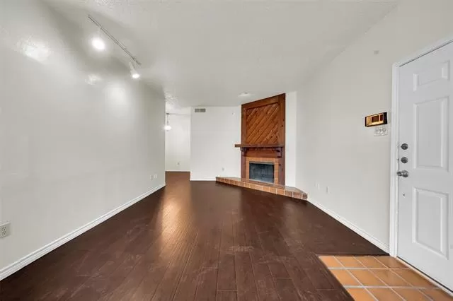 MLS: 21159513 Condo For Sale