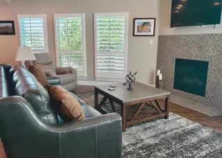 Photo #5: 21159779 Listing