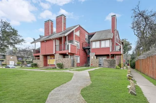 MLS: 21159977 Condo For Sale