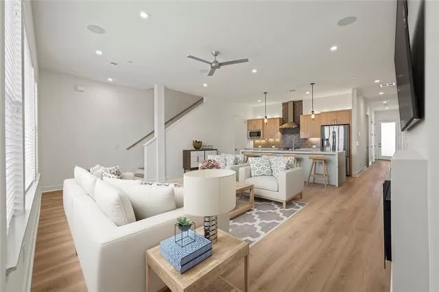 MLS: 21160415 Condo For Sale