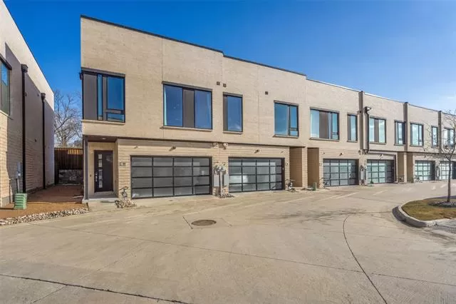 MLS: 21160733 Condo For Sale