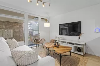 Photo #3: 21160809 Listing 