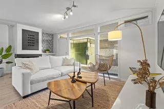 Photo #4: 21160809 Listing 