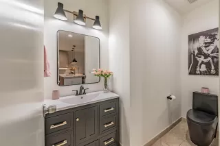 Photo #4: 21160901 Listing 