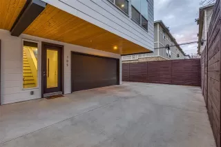 Photo #2: 21160994 Listing