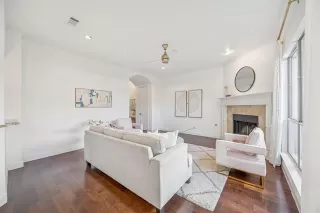 Photo #6: 21161356 Listing 