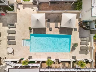 Browse active condo listings in BELLA GARDENS