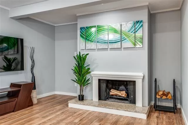 MLS: 21161479 Condo For Sale