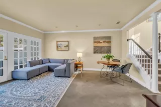 Photo #5: 21161641 Listing 