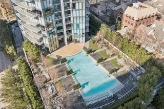 Photo #4: 21161829 Listing