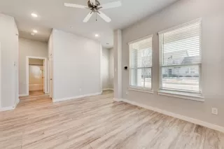 Photo #5: 21161853 Listing 