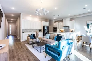 Photo #5: 21162576 Listing 