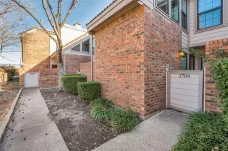 Photo #2: 21162886 Listing