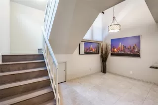 Photo #4: 21162886 Listing