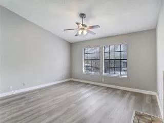 Photo #4: 21163079 Listing 