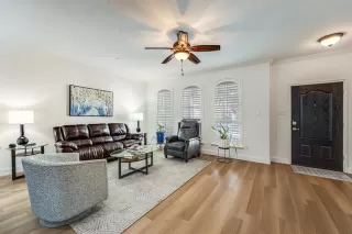 Photo #4: 21163410 Listing 