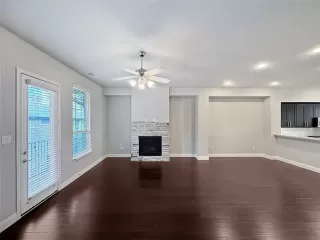 Photo #5: 21163478 Listing 