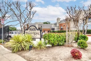 Photo #2: 21163507 Listing