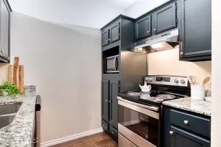 Photo #4: 21163507 Listing