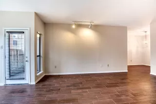 Photo #6: 21163507 Listing