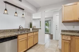 Photo #6: 21163530 Listing 